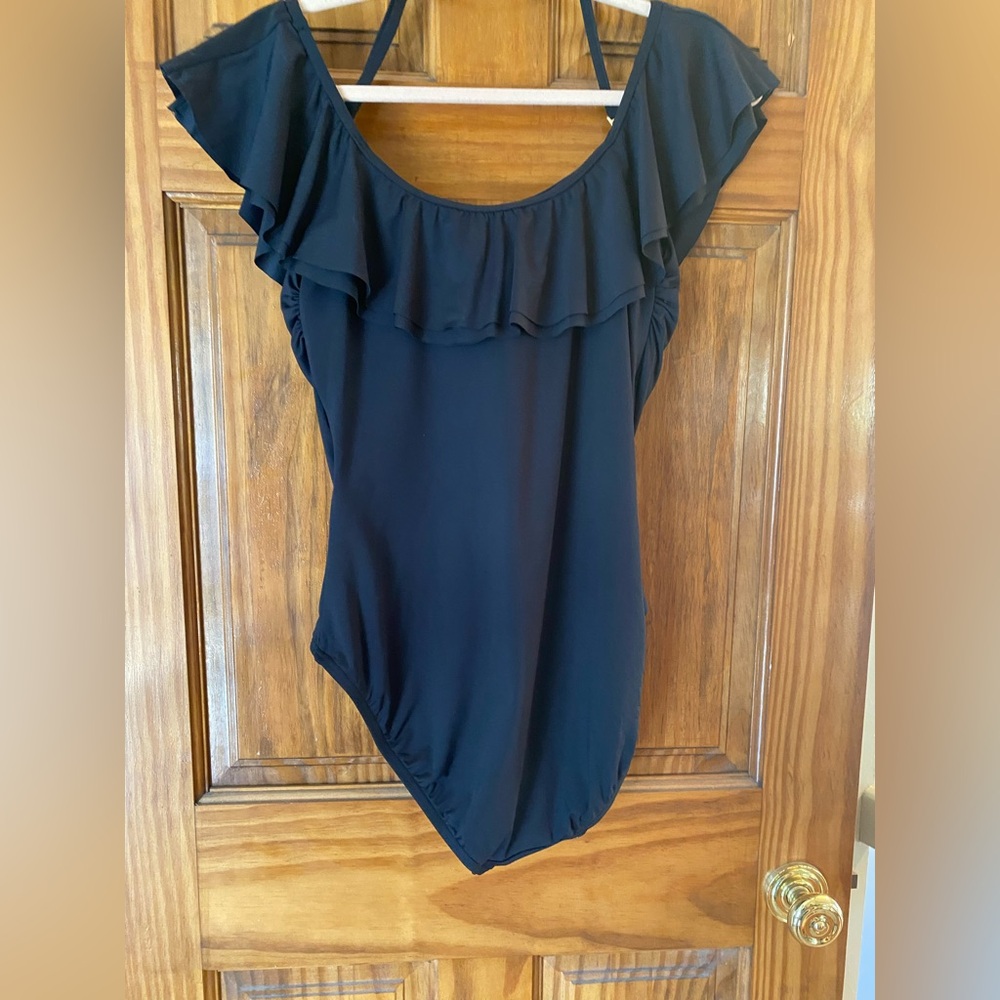 Michael Kors Ruffle Top One Piece Swimsuit
Size 14